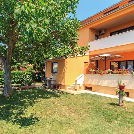 Apartment Lovely In With Wifi