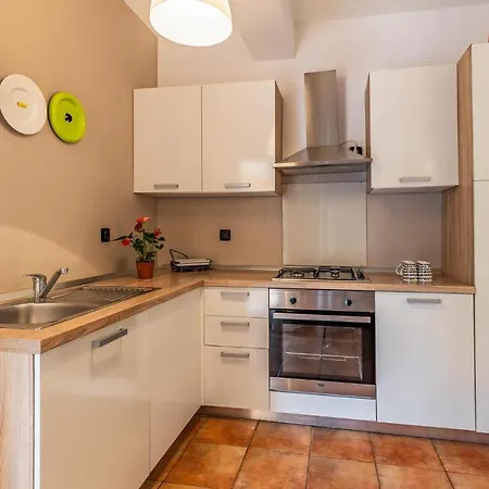 Lovely In With Wifi Apartment Fazana